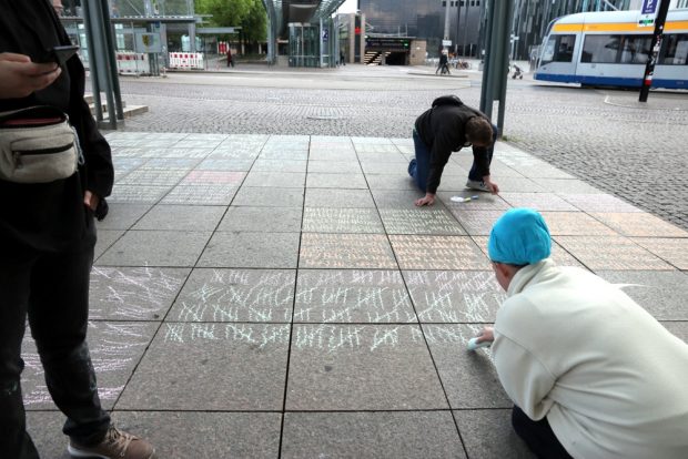 Malaktion am 3. Mai in Gedenken an 70.000 Euthanasie-Opfer der Nationalsozialisten. Foto: L-IZ.de