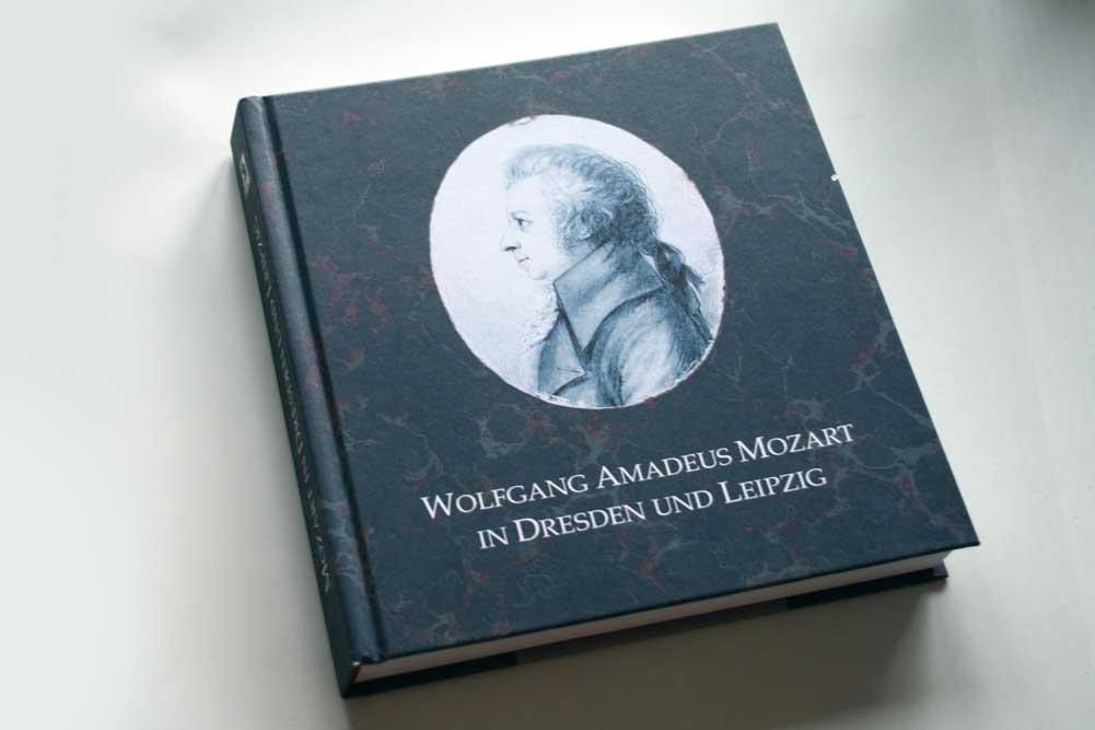 Helmut Loos (Hrsg.): Wolfgang Amadeus Mozart in Dresden und Leipzig. Foto: Ralf Julke
