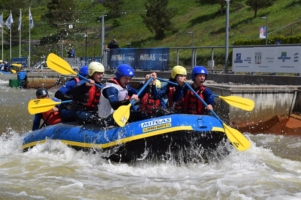 Schülerraftingim Kanupark, Foto: MITGAS