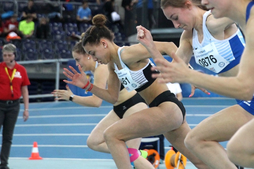 Mariam Soumah bei einem Sprintwettkampf in der Arena Leipzig. Foto: Jan Kaefer