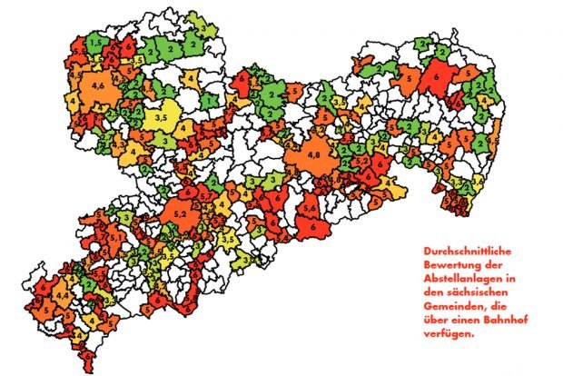 Flickenteppich: Wie der ADFC die Radabstellanlkagen in den Bahnhöfen derf jeweiligen Region bewertet. Karte: ADFC Sachsen