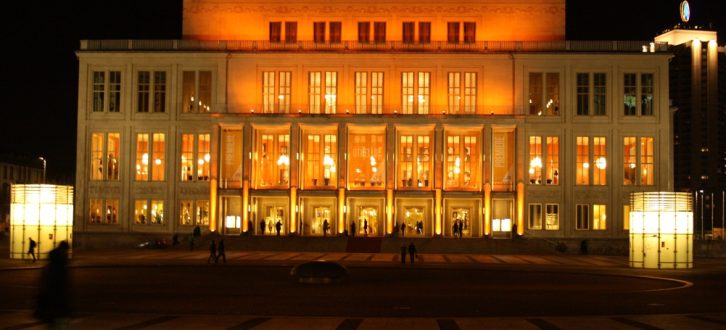 Bei der „Night of Light“ mit dabei: das Opernhaus Leipzig. Foto: Ralf Julke