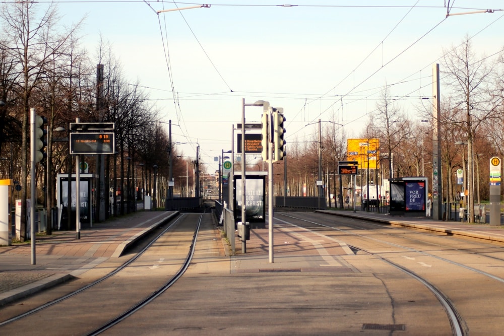 Straßenbahnhaltestelle am Waldplatz. Foto: L-IZ.de