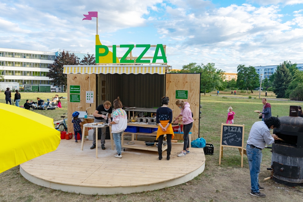 Pop-Up-Pizzeria BellaGrünau. Foto: Sascha Henken, Kollektiv Plus X e.V.