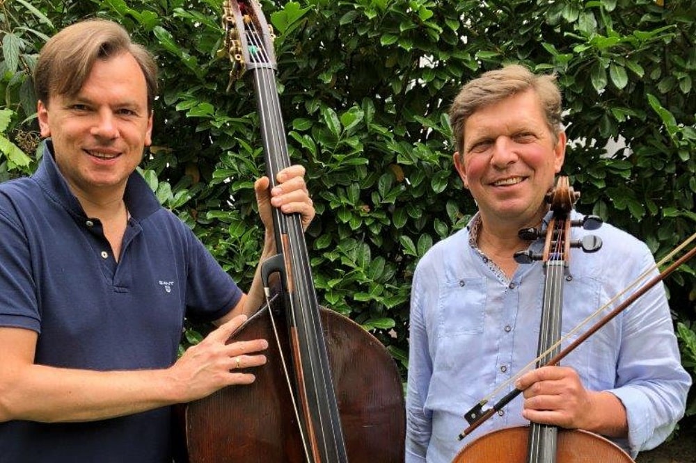 Die Gewandhaus-Musiker Slawomir Rozlach (Kontrabass) und Christian Erben (Violoncello). Quelle: Bach-Museum Leipzig/Künstler privat
