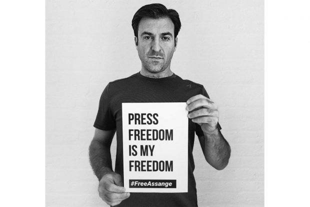 Der Biologe Esteban Servat. Foto: Courage Foundation