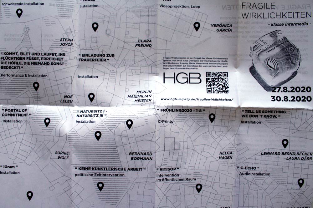 Einladungsflyer für „Fragile Wirklichkeiten“.