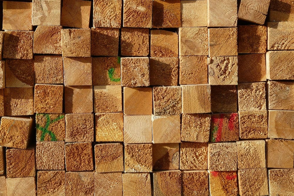 Die Versteigerung solcher Objekte ist laut Ebay gewaltverherrlichend. Foto: Hans Braxmeier, Pixabay