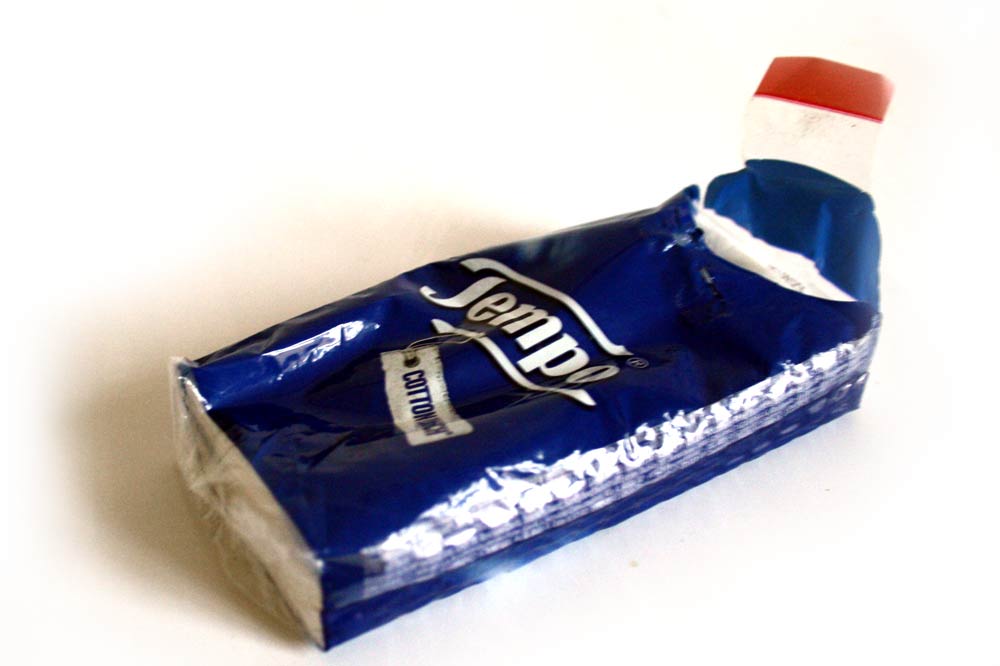 Taschentücher für arme Autobesitzer ... Foto: Ralf Julke