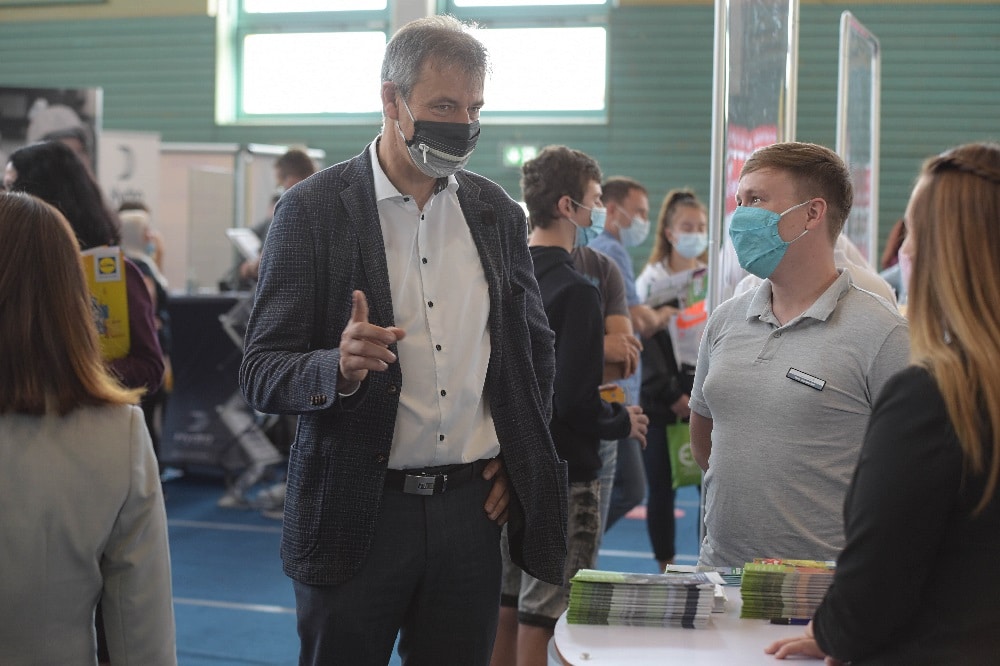 Landrat Kai Emanuel auf der 13. Ausbildungsmesse in Delitzsch. Foto: Landratsamt/Bley