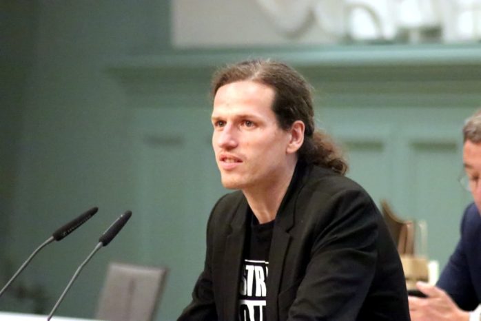 Jürgen Kasek (Grüne) im Stadtrat. Foto: L-IZ.de