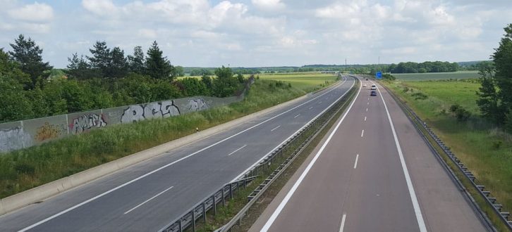An den Autobahnen in Sachsen wird es vorerst keine Corona-Tests mehr geben. Foto: L-IZ.de
