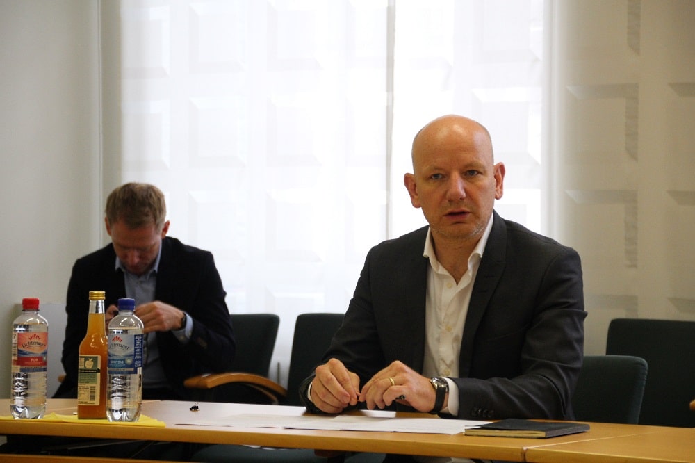 Oliver Decker, der Projektleiter des neuen Instituts. © Leonie Asendorpf