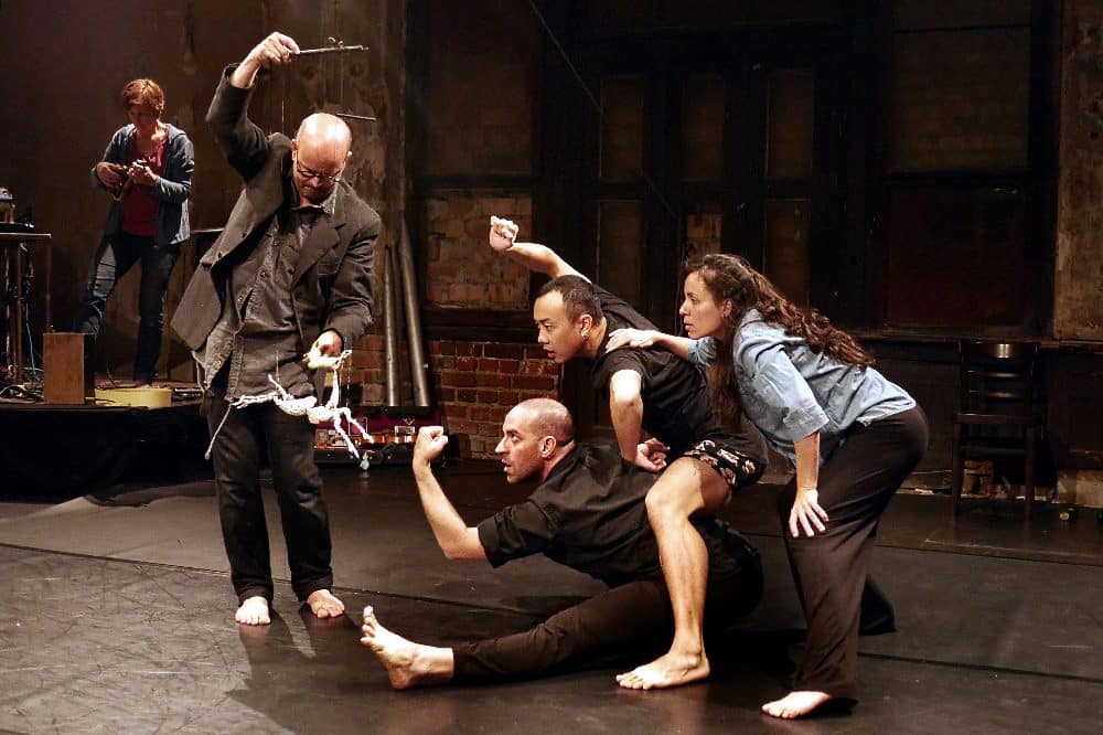 Der Reigen. Foto: Dana Ersing