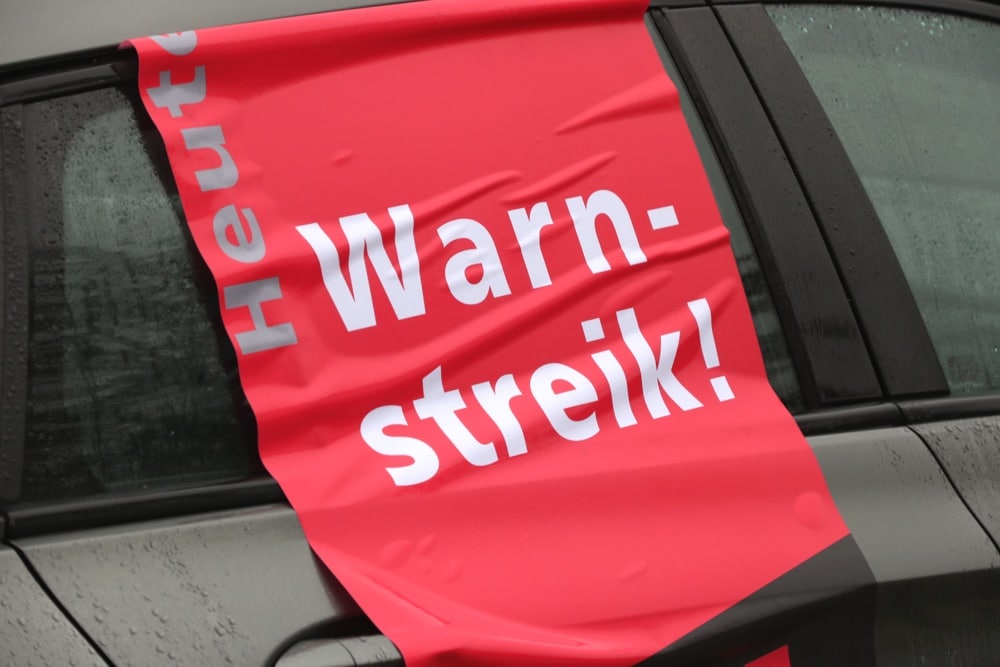 Noch ist es nur ein Warnstreik - offen also ob es nach der nächsten Verhandlungsrunde in eine noch größere Aktion mündet. Foto: L-IZ.de