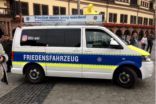 Sieht aus wie Polizei, ist aber keine. Foto: L-IZ.de