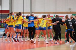 Nach einer Niederlage und einem Remis, durften die HCL-Frauen endlich den ersten Heimsieg der Saison bejubeln. Foto: Jan Kaefer