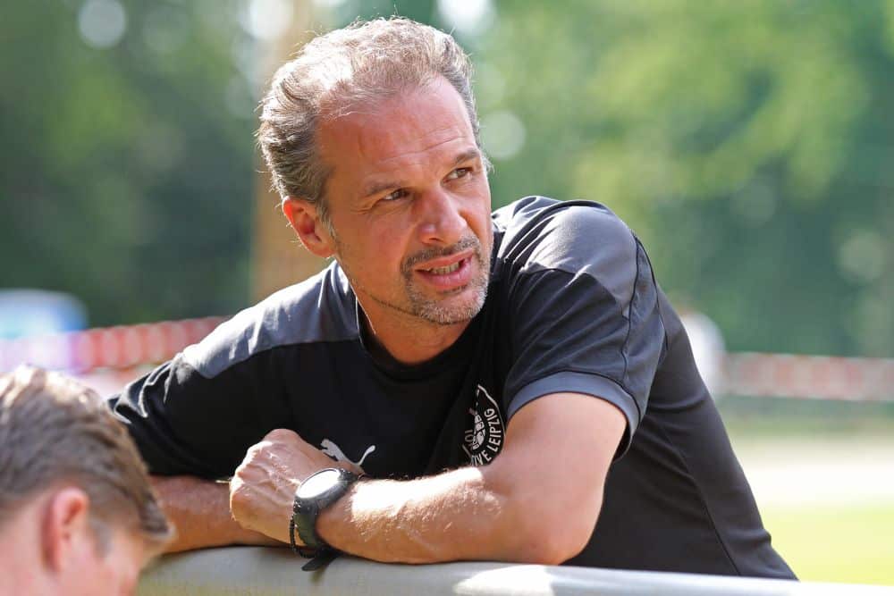 Almedin Civa löste im Sommer Wolfgang Wolf als Trainer des 1. FC Lok ab. Foto: Jan Kaefer