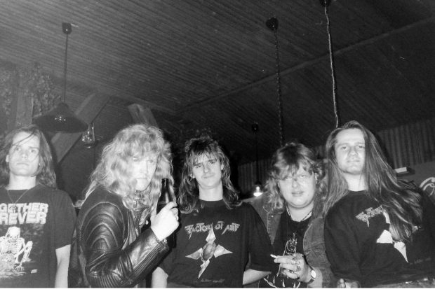 1996 sah die Welt für Factory Of Art hoffnungsvoll aus, erstes Album und jede Menge Unterstützung aus der Szene. Foto: Factory Of Art Management