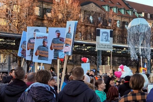 Fröhliches Gewimmel im Kernbereich des Augustusplatzes - oft unter einem halben Meter. Foto: L-IZ.de