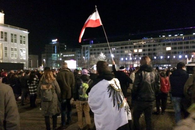 Zurück auf dem Augustusplatz und mit "Oh wie ist das schön" noch ein bisschen den Sieg feiern. Foto: L-IZ.de