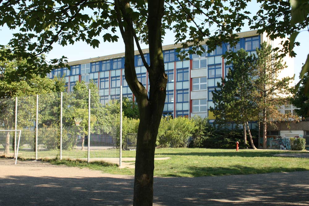 Die Paul-Robeson-Schule am Jungmannweg. Foto: Ralf Julke