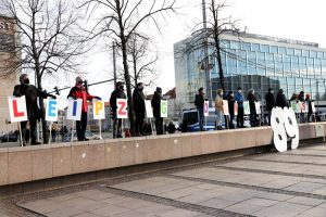 Auch für morgen ist zurückhaltender Protest angekündigt. Hier „Leipzig denkt selbst“-Demo am 21.11.2020 auf dem Augustusplatz. Foto: L-IZ.de
