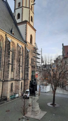 Der Rückbau des Gerüsts am Turm der Thomaskirche. Foto: Helke Rubitzsch, Thomaskirche - Bach e.V.