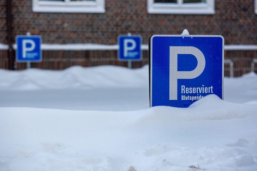 UKL-Blutbank bittet um Unterstützung: Wintereinbruch in Leipzig führt zu deutlichem Spenderrückgang. Foto: Hagen Deichsel/UKL