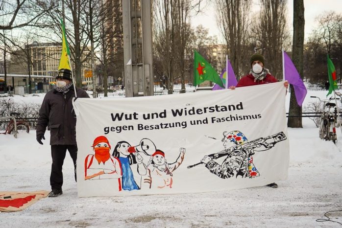 Pro-kurdische Kundgebung auf dem Willy-Brandt-Platz. Foto: Martin Schöler