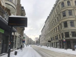 Seit den frühen Morgenstunden des 8. Februar mussten die LVB den Bus- und Bahnverkehr einstellen. Foto: Birthe Kleemann