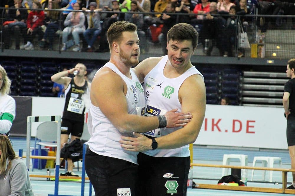 Wiederholten ihren Erfolg von 2020 - die SC DHfK-Kugelstoßer Dennis Lewke und David Storl - hier bei der Hallen-DM in Leipzig 2020. Quelle: SC DHfK Leipzig