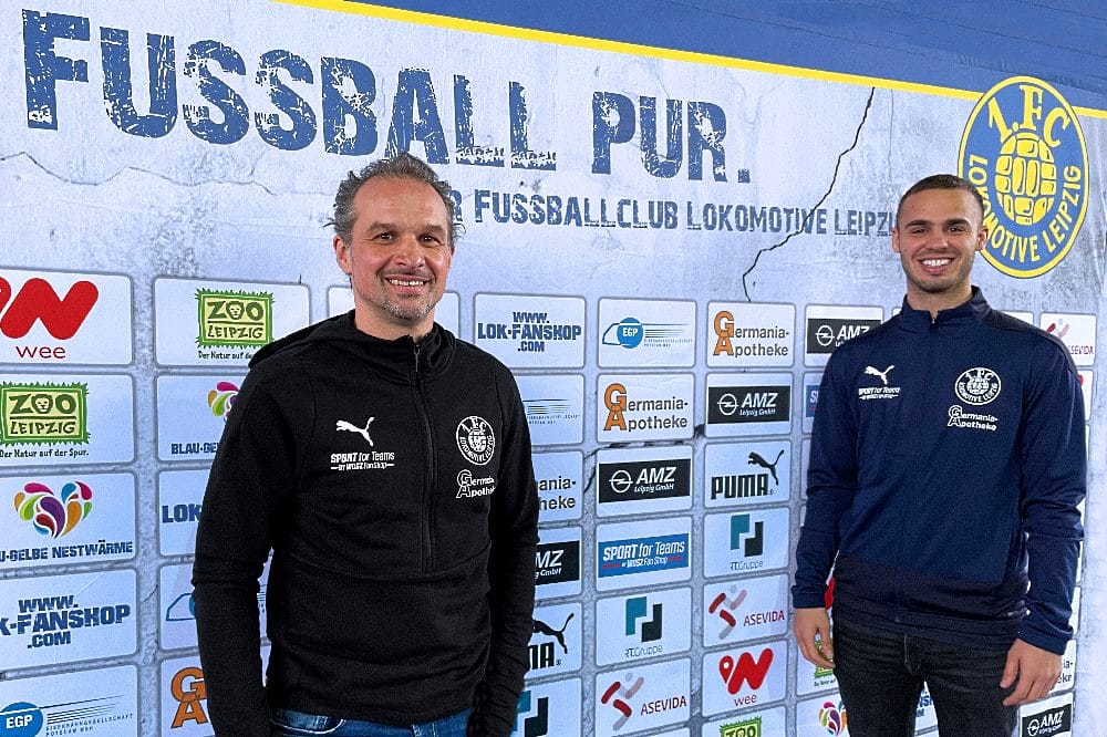 Sportdirektor und Trainer Almedin Civa und Farid Abderrahmane. Foto: 1. FC Lokomotive Leipzig