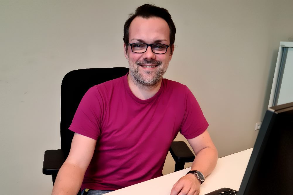 Tobias Wellmann (37), Oberstufenberater am Freien Gymnasium Borsdorf. © Freies Gymnasium Borsdorf