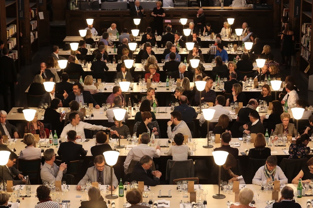 Die Gastronomie ist dank Servicekräften ein Genuss für die Gäste. Foto: Bibliotheques de Nancy Flickr