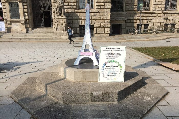 Bürgermeister Heiko Rosenthal stellt sich den Forderungen des Bündnisses „Leipzig fürs Klima“. Foto: LZ