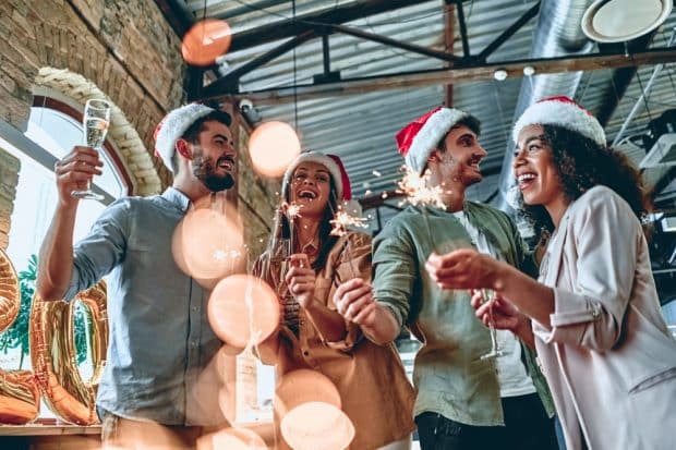 Kleiden Sie sich der Location und dem Anlass entsprechend. Foto: Vasyl