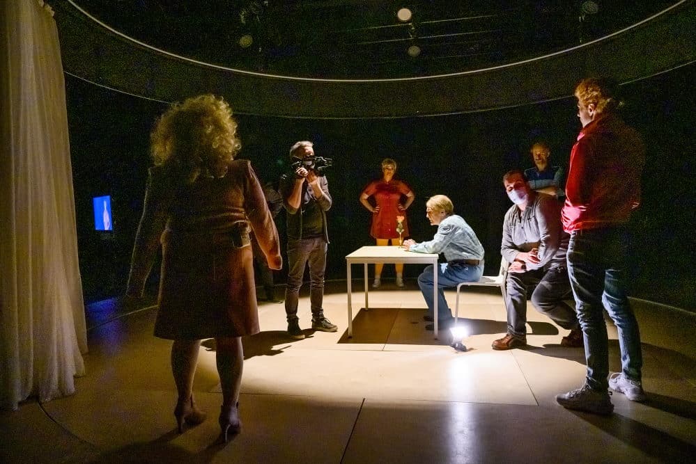 Widerstand. Probenfoto: Rolf Arnold / Schauspiel Leipzig  