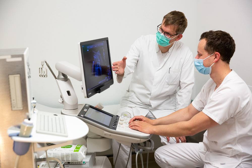 Das Sonographiezentrum am UKL bündelt seit 12 Jahren die Kompetenzen - für eine optimale Versorgung der Patienten und effektive Ausbildung künftiger Mediziner. Foto: Stefan Straube/UKL