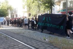 Das Geschehen am 14. Juni 2021 startete mit dem Gegenprotest aus dem Leipziger Süden Richtung Zentrum. Foto: LZ