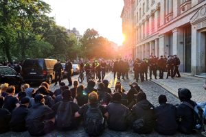 Die Blockade auf dem Innenring - hier war dann endgültig Schluss für die „Bürgerbewegung“ - Volker Beiser blies zum Rückzug. Foto: LZ