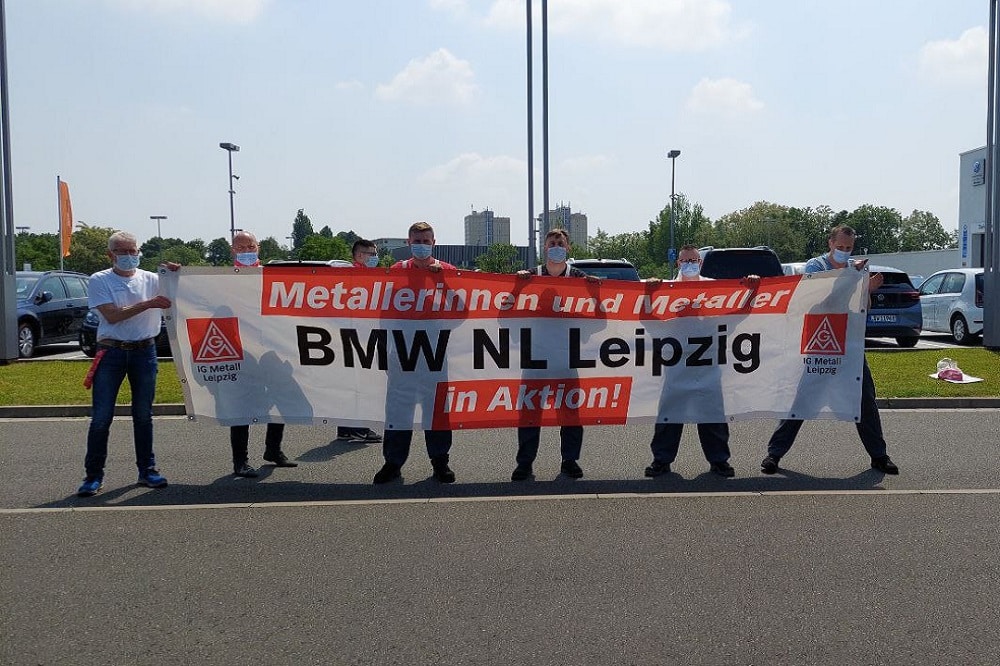 Warnstreik der IG Metall auf der Leipziger Automeile. Foto: Sabine Eicker