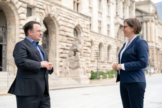Tobias Wolff und Dr. Skadi Jennicke. Foto: Tom Schulze / Oper Leipzig