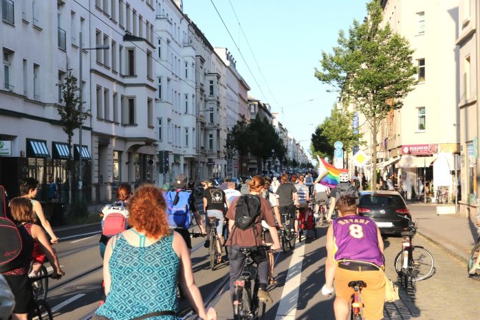 Erinnert regelmäßig an die Versäumnisse Leipziger Radverkehrspolitik: die Critical Mass. Foto: LZ