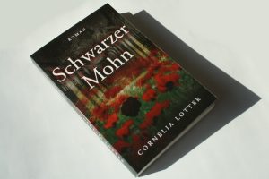 Cornelia Lotter: Schwarzer Mohn. Foto: Ralf Julke