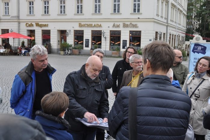 Die Aktionstage zur Zukunft des Matthäikirchhofs am 19. bis 22. September 2021 mit Heinz-Jürgen Böhme. Foto: Antonia Weber