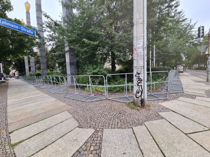 Gitter an der Richard Lehmann Straße. Foto: LZ