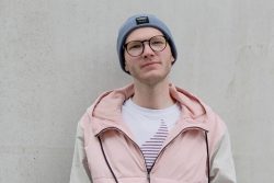 Nils Fischer ist Leipzigs erster Fachbeauftragter für Nachtkultur. Foto: Katharine Hindelang