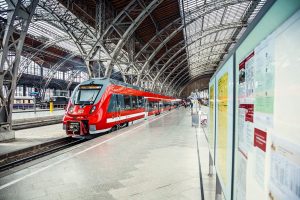 Zug im Hauptbahnhof Leipzig. Foto: MDV, Lars Neumann