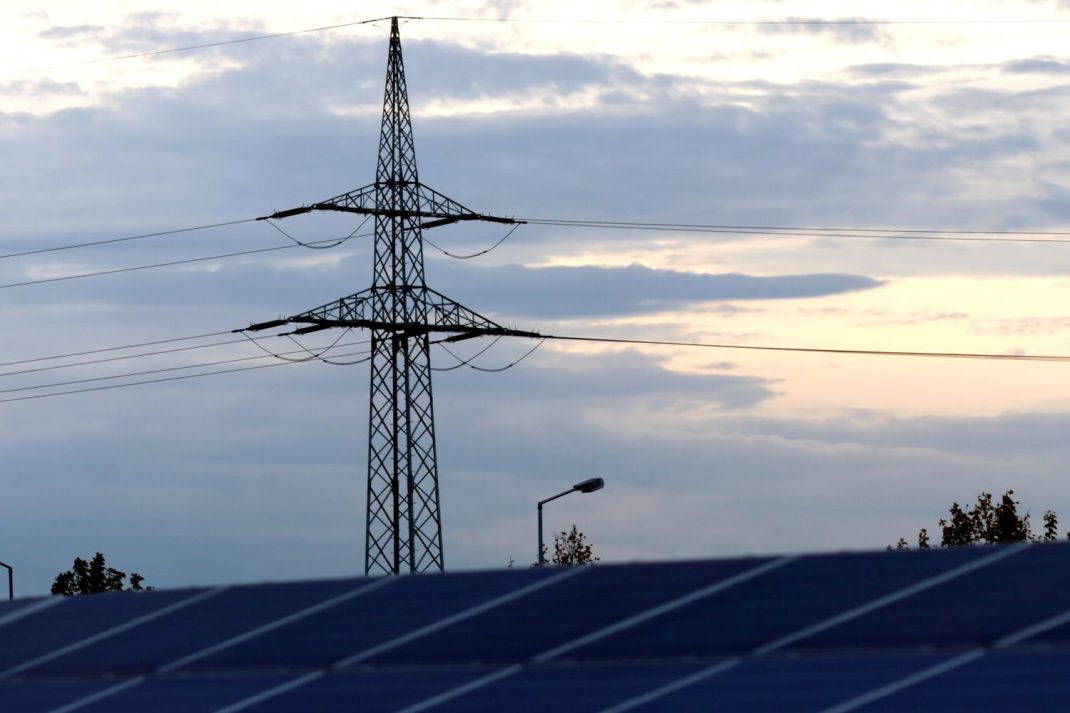 Die Erneuerbaren Energien - hier eine Solarenergieproduktion. Foto: Michael Freitag